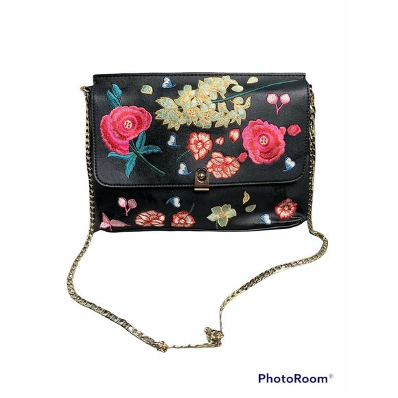 Topshop Handbags - TOPSHOP Floral Hummingbird Embroidered Crossbody